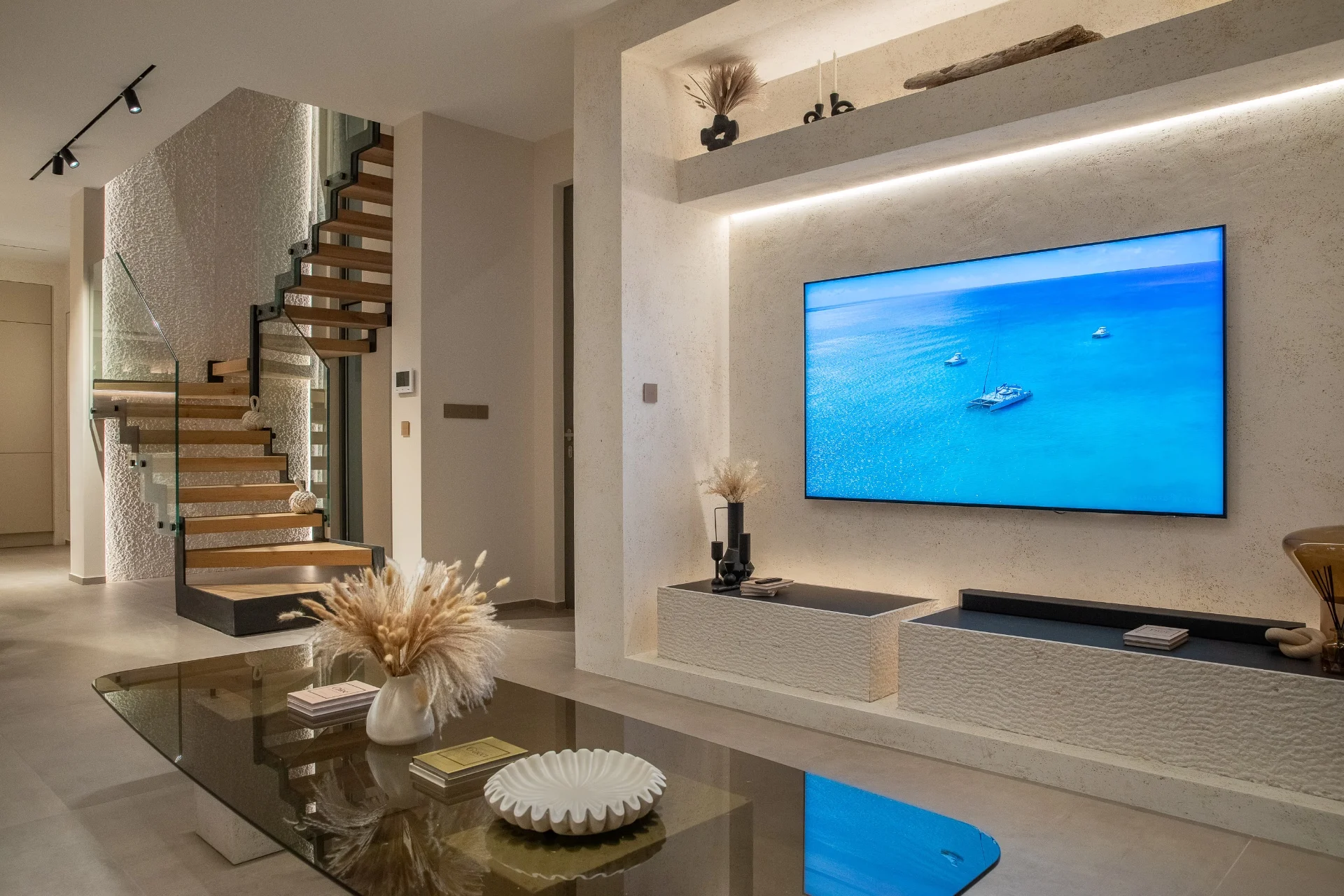 Air Conditioning & TVs